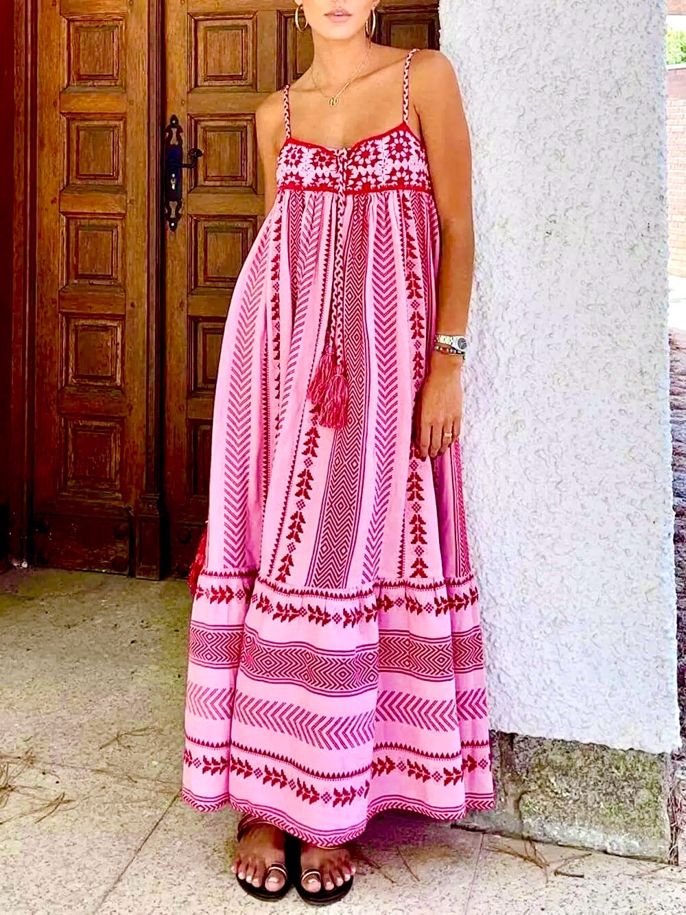 Boutique! Sleeveless Pink & Red Patterned Maxi Dress - Picture 2 of 11